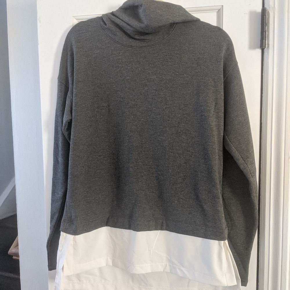 Infinity wear sweater